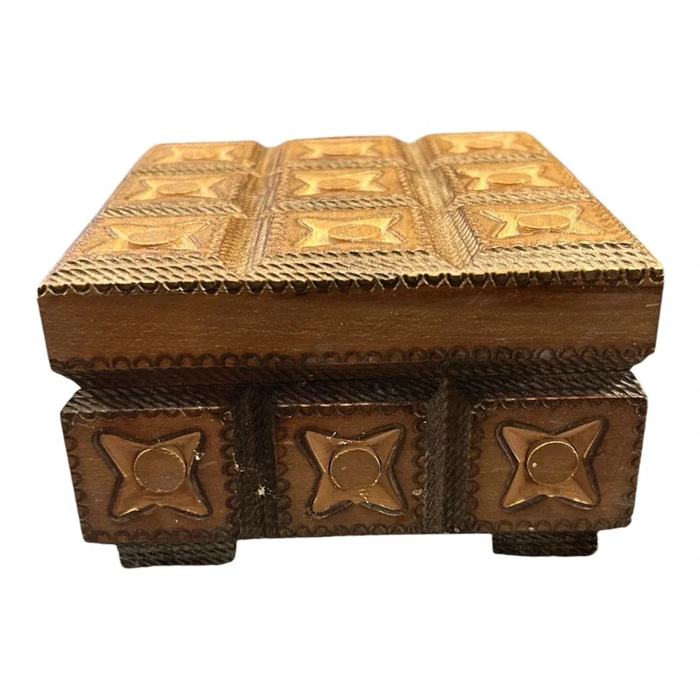 Hand Carved Painted Wooden Hinged‎ Box Made in Poland No Key